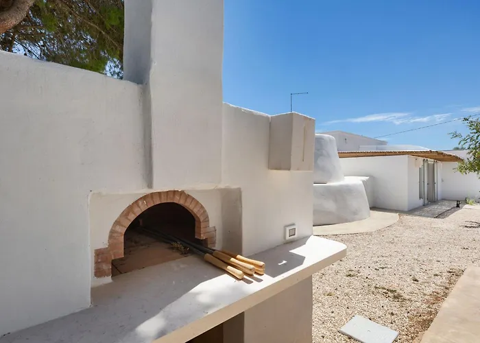 Trullo Aribi By Perle Di Puglia カロヴィーニョ